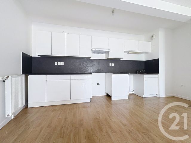 Appartement T3 à louer - 3 pièces - 61.35 m2 - DAMMARIE LES LYS - 77 - ILE-DE-FRANCE - Century 21 Cerim