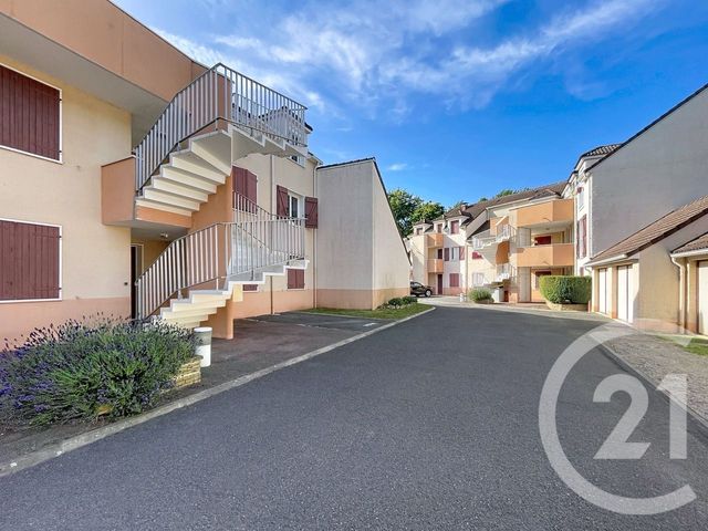 Appartement F1 bis à vendre - 2 pièces - 37.09 m2 - MOISSY CRAMAYEL - 77 - ILE-DE-FRANCE - Century 21 Cerim