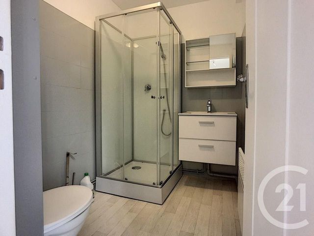 Appartement T3 à louer - 3 pièces - 47.17 m2 - MACHAULT - 77 - ILE-DE-FRANCE - Century 21 Cerim