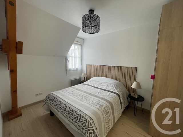 Appartement à louer - 2 pièces - 48.1 m2 - LIEUSAINT - 77 - ILE-DE-FRANCE - Century 21 Cerim