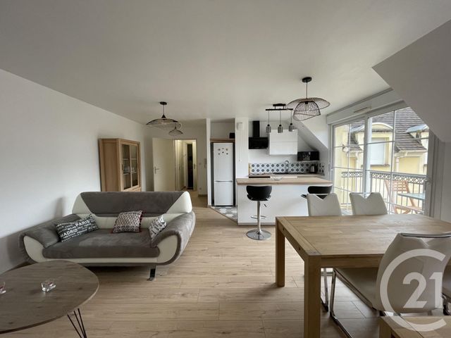 Appartement à louer - 2 pièces - 48.1 m2 - LIEUSAINT - 77 - ILE-DE-FRANCE - Century 21 Cerim
