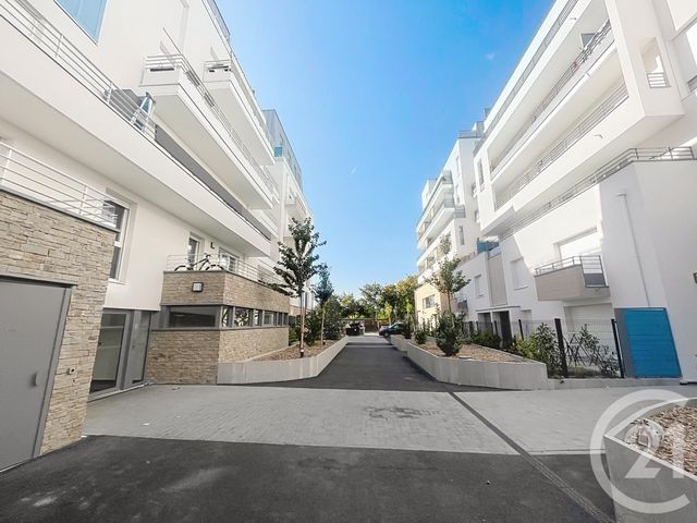 Appartement F1 à vendre - 1 pièce - 27.37 m2 - SAVIGNY LE TEMPLE - 77 - ILE-DE-FRANCE - Century 21 Cerim