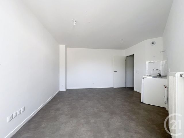 Appartement F1 à vendre - 1 pièce - 27.37 m2 - SAVIGNY LE TEMPLE - 77 - ILE-DE-FRANCE - Century 21 Cerim