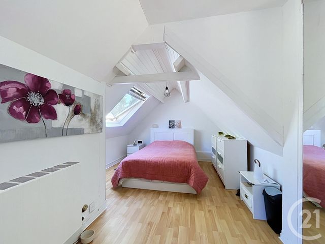 maison à vendre - 7 pièces - 138.13 m2 - SAVIGNY LE TEMPLE - 77 - ILE-DE-FRANCE - Century 21 Cerim