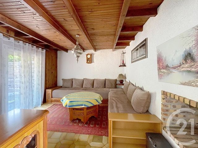 maison à vendre - 7 pièces - 138.13 m2 - SAVIGNY LE TEMPLE - 77 - ILE-DE-FRANCE - Century 21 Cerim