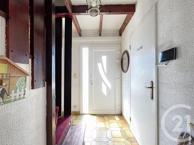 maison à vendre - 7 pièces - 138.13 m2 - SAVIGNY LE TEMPLE - 77 - ILE-DE-FRANCE - Century 21 Cerim