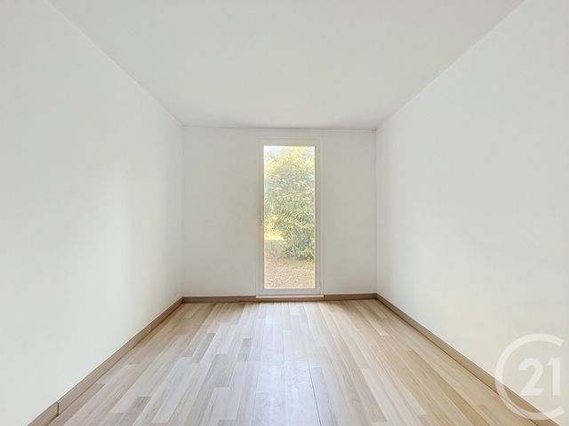 Appartement F5 à vendre - 5 pièces - 96.57 m2 - NANDY - 77 - ILE-DE-FRANCE - Century 21 Cerim