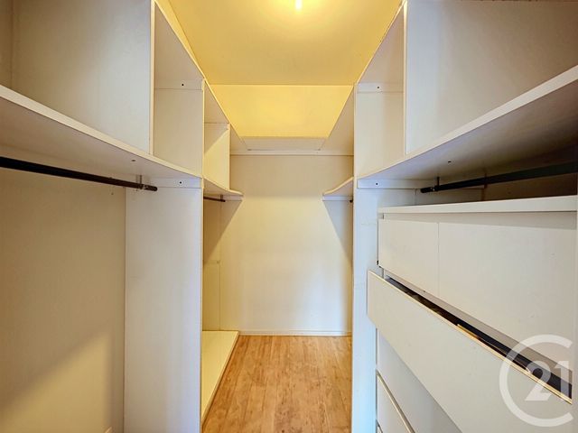 Appartement F5 à vendre - 5 pièces - 96.57 m2 - NANDY - 77 - ILE-DE-FRANCE - Century 21 Cerim