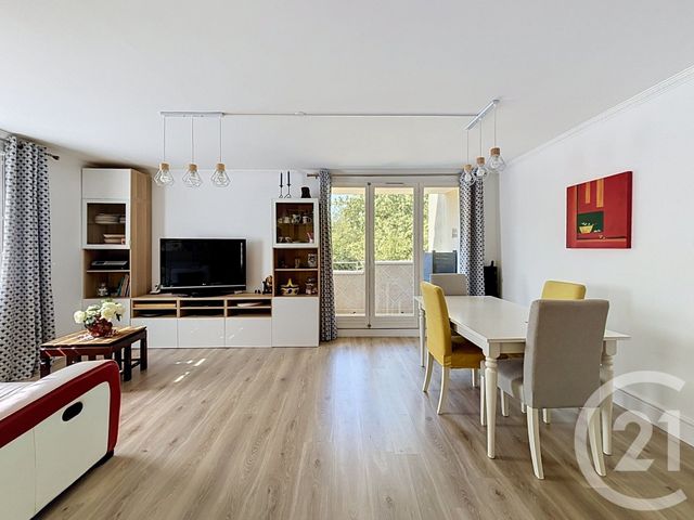 appartement - COMBS LA VILLE - 77