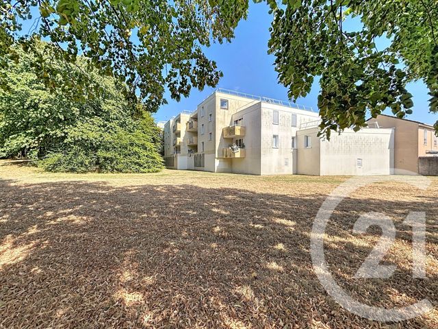 Appartement F4 à vendre - 4 pièces - 79.57 m2 - COMBS LA VILLE - 77 - ILE-DE-FRANCE - Century 21 Cerim