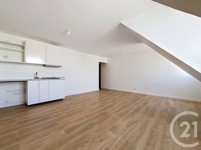 Appartement F1 à louer - 1 pièce - 31.18 m2 - MELUN - 77 - ILE-DE-FRANCE - Century 21 Cerim