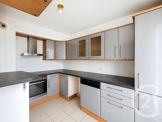Appartement à vendre - 3 pièces - 65.5 m2 - COMBS LA VILLE - 77 - ILE-DE-FRANCE - Century 21 Cerim