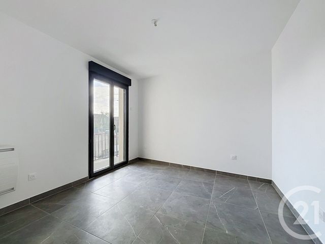 Appartement T3 à louer - 3 pièces - 58.46 m2 - VERT ST DENIS - 77 - ILE-DE-FRANCE - Century 21 Cerim