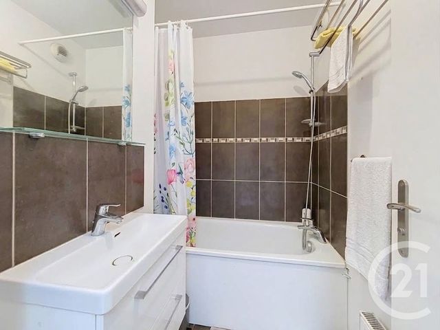 maison à vendre - 4 pièces - 86.0 m2 - MOISSY CRAMAYEL - 77 - ILE-DE-FRANCE - Century 21 Cerim