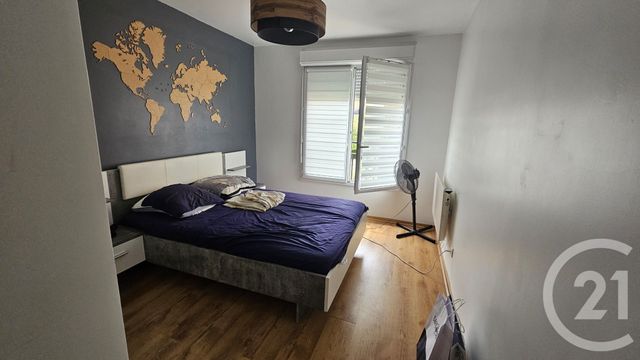 Appartement à louer - 3 pièces - 57.91 m2 - MOISSY CRAMAYEL - 77 - ILE-DE-FRANCE - Century 21 Cerim