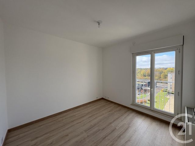 Appartement à louer - 2 pièces - 50.23 m2 - DAMMARIE LES LYS - 77 - ILE-DE-FRANCE - Century 21 Cerim
