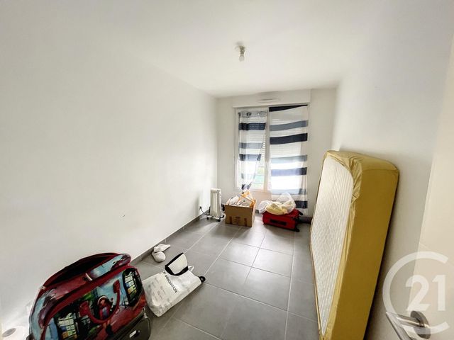 Appartement T2 à louer - 3 pièces - 60.92 m2 - CESSON - 77 - ILE-DE-FRANCE - Century 21 Cerim